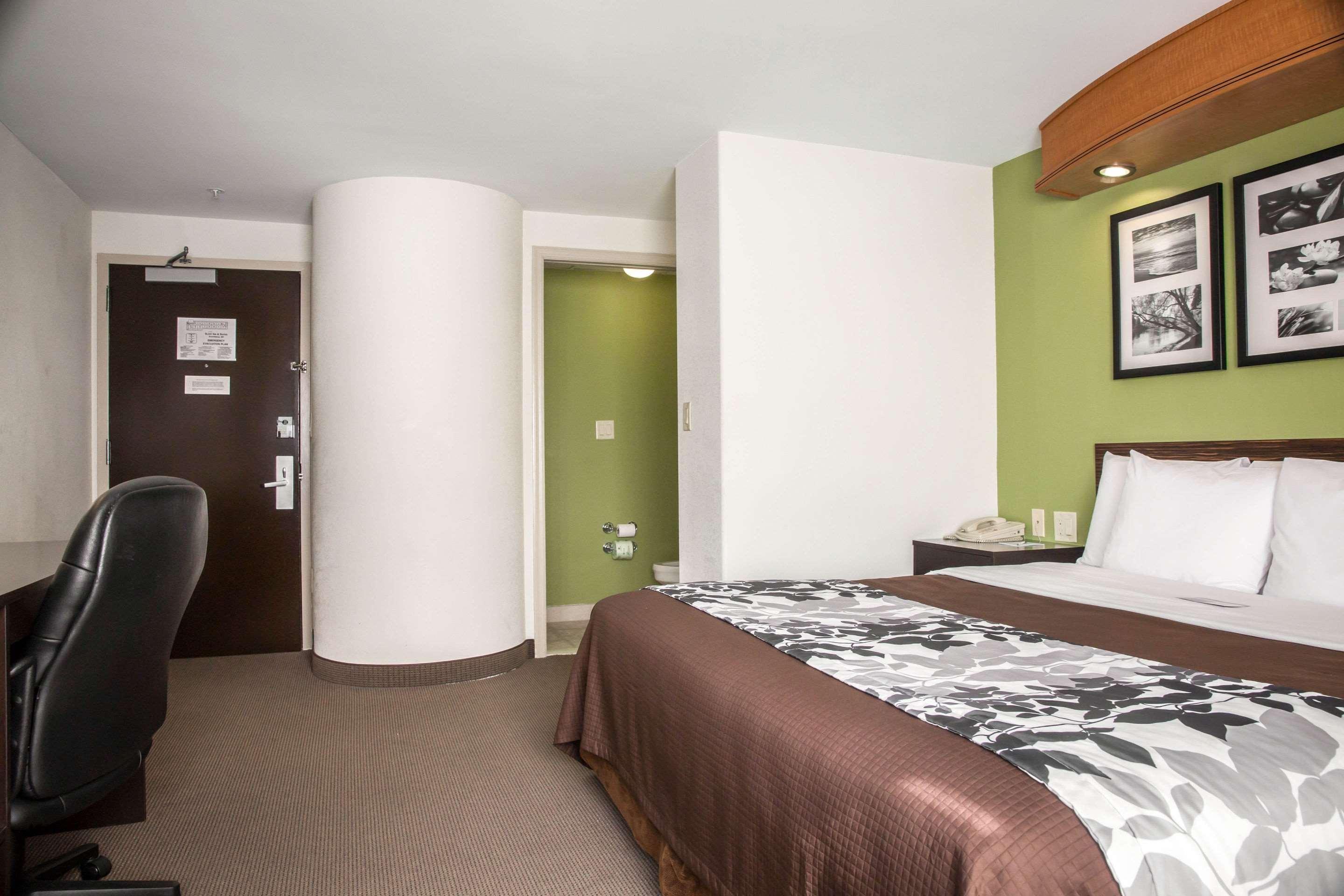 Sleep Inn & Suites Emmitsburg Bagian luar foto