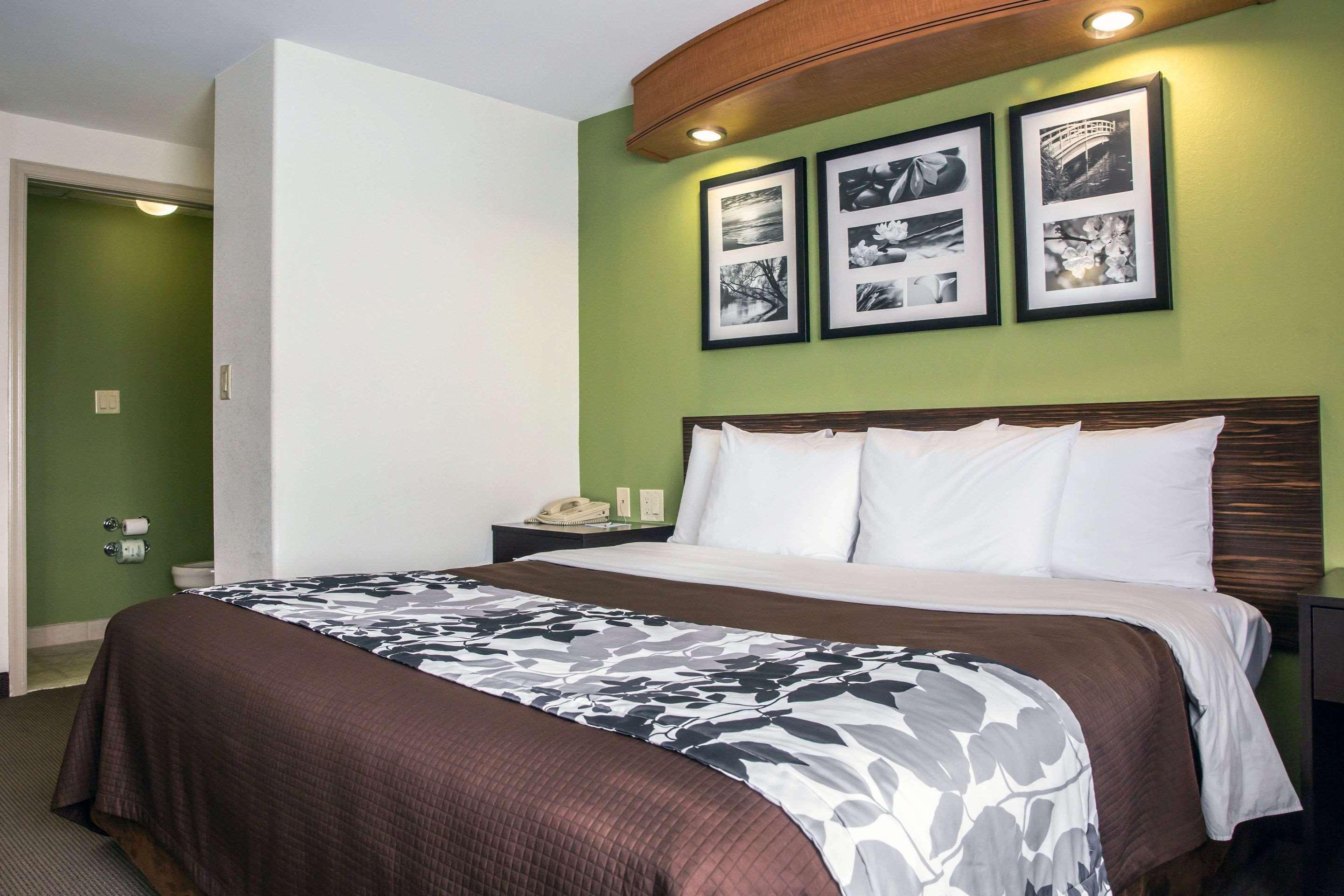 Sleep Inn & Suites Emmitsburg Bagian luar foto
