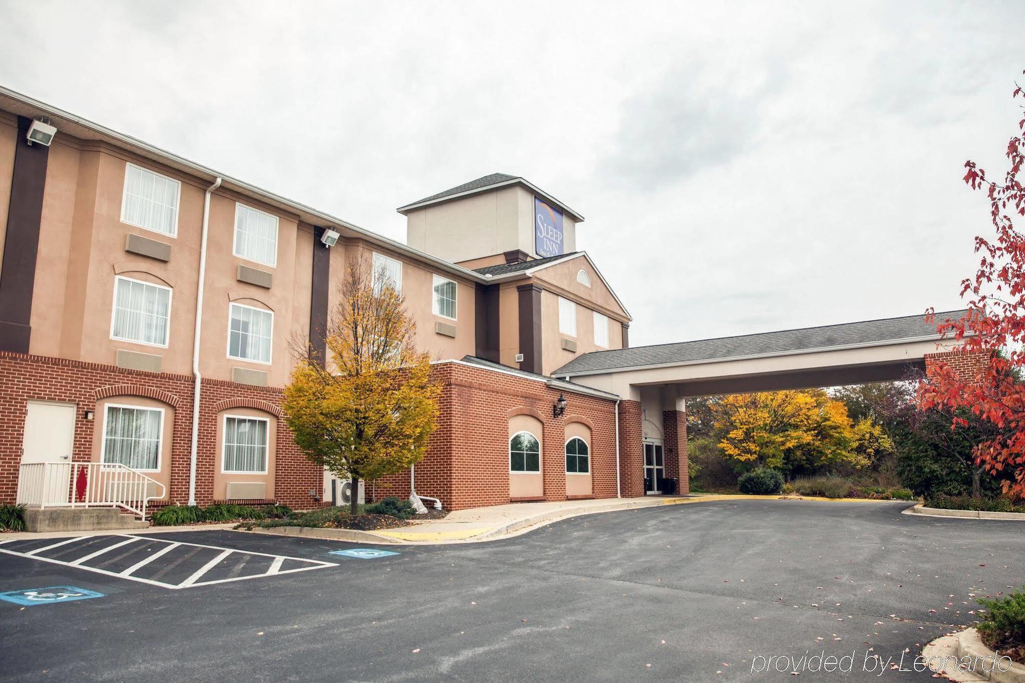 Sleep Inn & Suites Emmitsburg Bagian luar foto